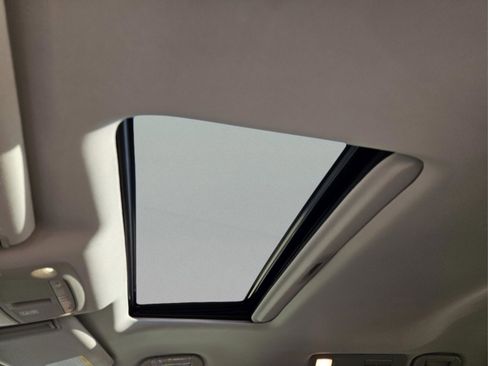 Used 2023 INFINITI QX80 Premium Select w/ All-Season Package image 22