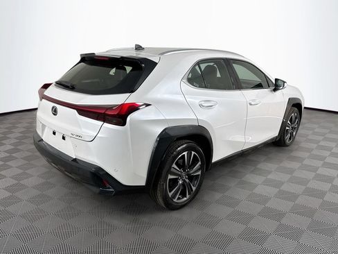 Used 2020 Lexus UX 200 w/ Accessory Package FWD image 8