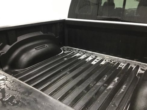 Used 2020 RAM 1500 Sport w/ Level 2 Equipment Goup w/2_L AWD/4WD image 17