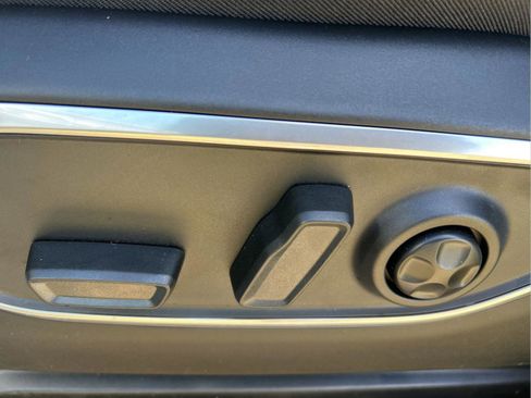 New 2026 Jeep Grand Wagoneer L Limited AWD/4WD image 28