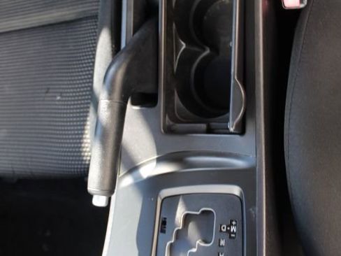 Used 2013 MAZDA MAZDA3 i Touring image 22