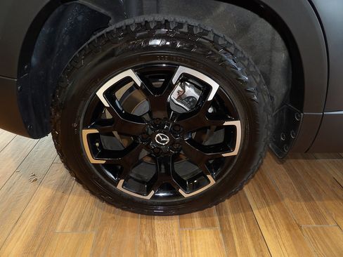 Certified 2023 MAZDA CX-50 Meridian Edition w/ Cargo Package AWD/4WD image 5