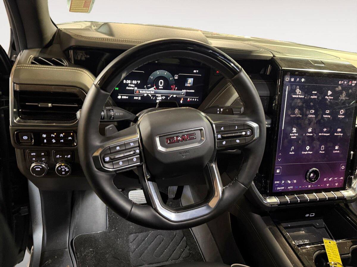 Used 2026 GMC Yukon Elevation w/ Elevation Premium Package AWD/4WD image 12