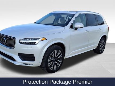 Used 2021 Volvo XC90 T6 Momentum w/ Climate Package image 3