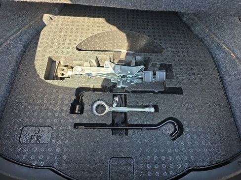 Used 2012 Acura TL w/ Technology Package image 36