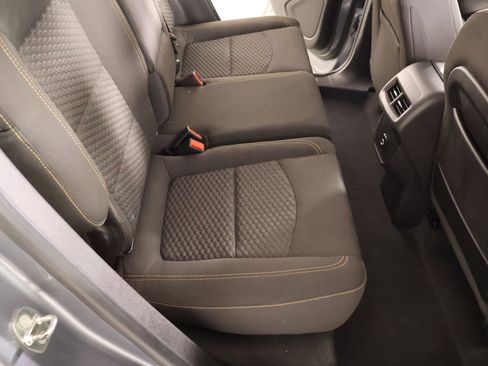 Used 2018 GMC Terrain SLE FWD image 13