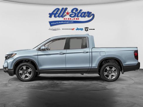 Used 2025 Honda Ridgeline RTL image 3