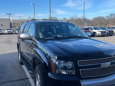 Used 2008 Chevrolet Tahoe LT image 2