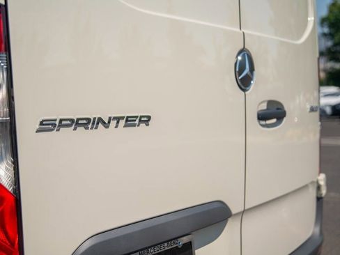 Used 2024 Mercedes-Benz Sprinter 144 Cargo image 17
