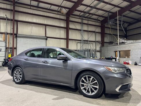 Used 2019 Acura TLX w/ Technology Package image 3