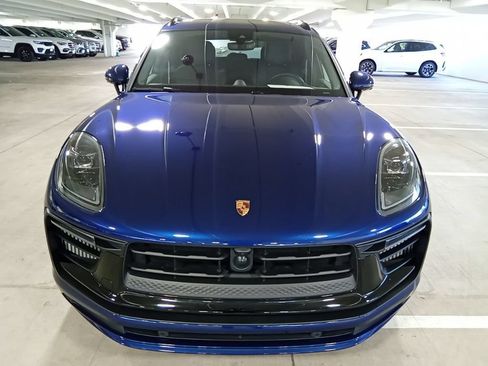 Used 2025 Porsche Macan GTS AWD/4WD image 2