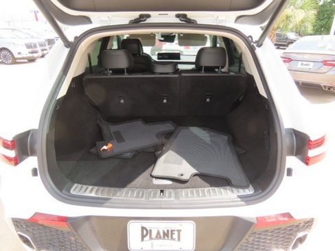 Used 2025 Genesis GV70 2.5T AWD/4WD image 12