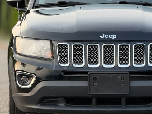 Used 2016 Jeep Compass High Altitude AWD/4WD image 11