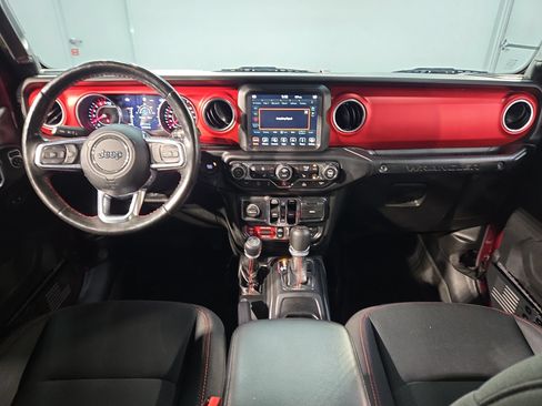 Used 2021 Jeep Wrangler Unlimited Rubicon AWD/4WD image 10