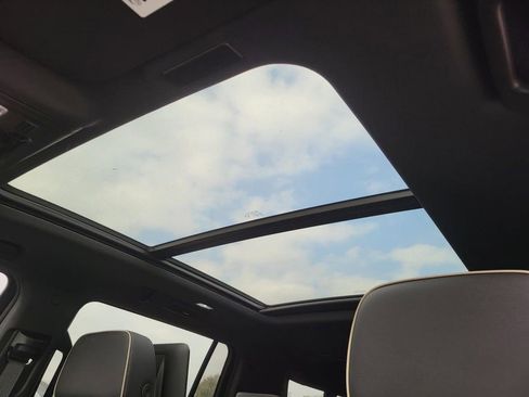 New 2026 GMC Yukon XL Elevation w/ Elevation Premium Package image 10