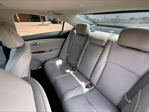 Used 2011 Lexus ES 350 FWD image 27
