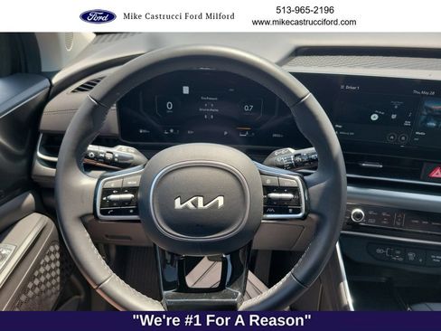 Used 2026 Kia Carnival SX w/ SX Dark Edition Package FWD image 14