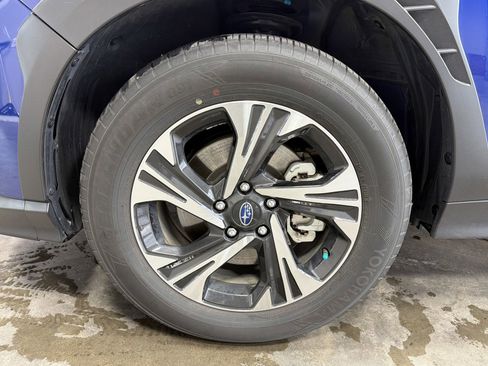 Certified 2025 Subaru Crosstrek 2.0i Premium w/ Crosstrek Mirror Package image 15