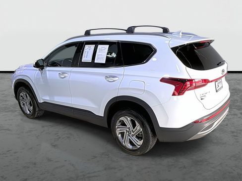 Used 2023 Hyundai Santa Fe SEL image 2