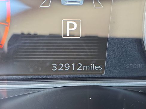 Used 2020 Nissan Versa SR w/ Trunk Package FWD image 23