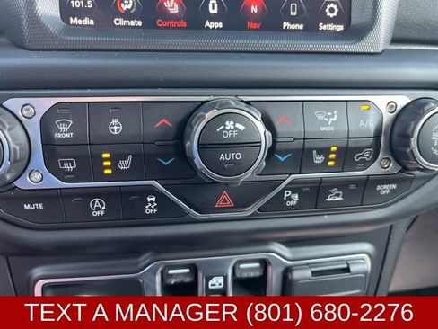 Used 2020 Jeep Gladiator Rubicon AWD/4WD image 22