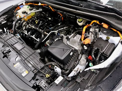 Used 2023 Ford Escape SE image 19