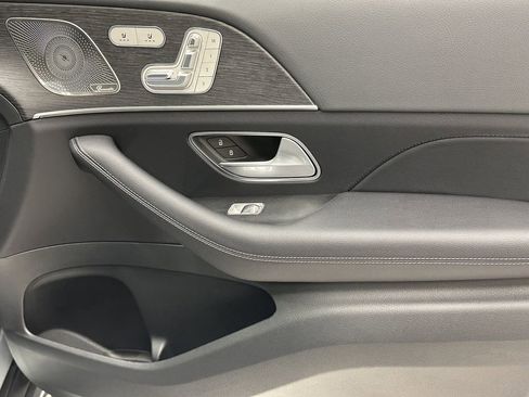 New 2026 Mercedes-Benz GLS 450 4MATIC image 15