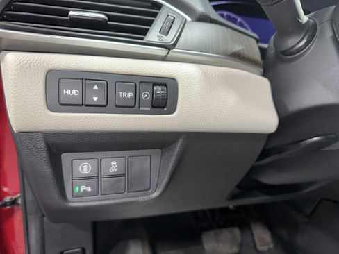 Used 2018 Honda Accord Touring image 35