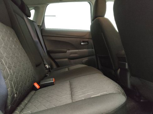 Used 2024 Mitsubishi Outlander Sport SE AWD/4WD image 19
