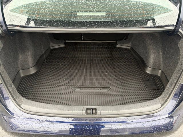 Used 2025 Toyota Corolla LE FWD image 27