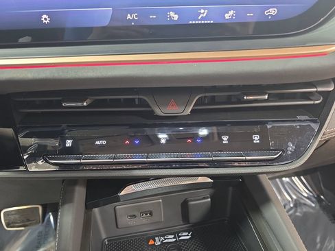 New 2026 Buick Envision Sport Touring AWD/4WD image 21