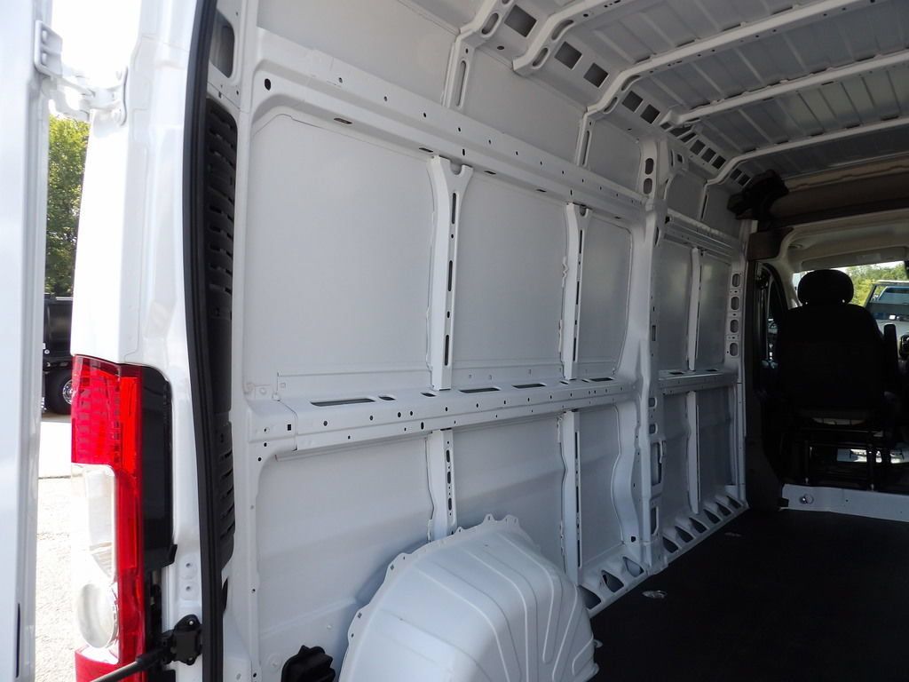 Used 2024 RAM ProMaster 2500 FWD image 40