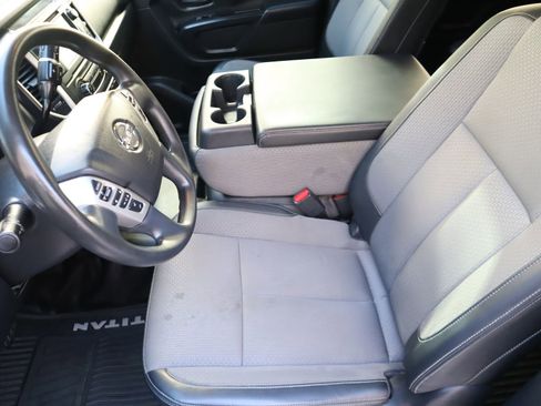 Used 2019 Nissan Titan S w/ S Utility Package image 31