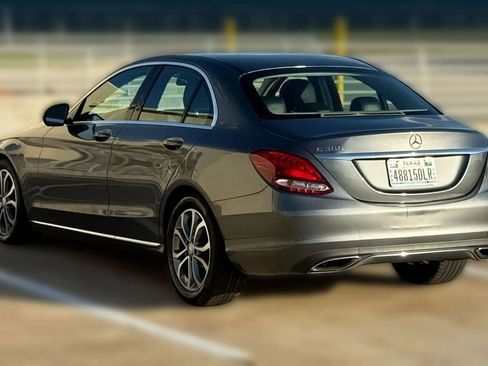 Used 2017 Mercedes-Benz C 300 Sedan image 6