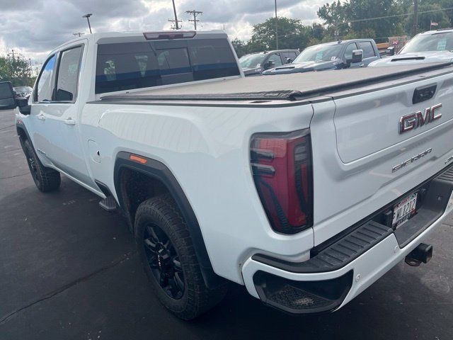 Used 2024 GMC Sierra 2500 AT4 w/ AT4 Preferred Package AWD/4WD image 4