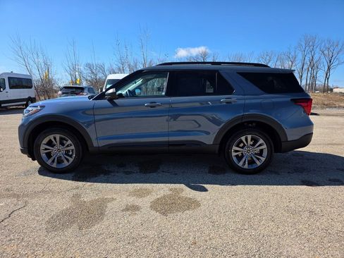 New 2026 Ford Explorer Active AWD/4WD image 4