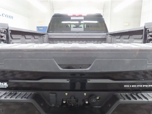 Used 2024 GMC Sierra 3500 Denali w/ Denali Reserve Package image 42