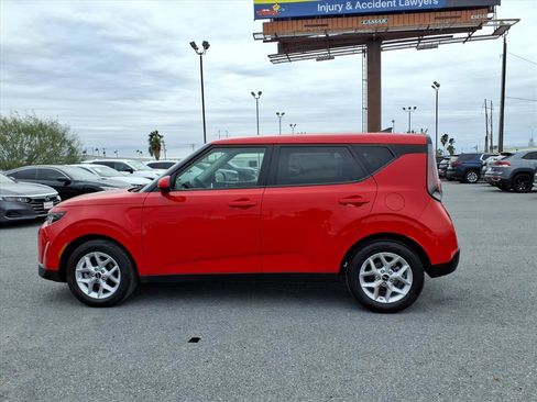 Used 2024 Kia Soul LX w/ Option Group 015 image 5