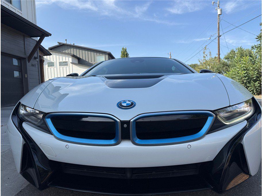 Used 2015 BMW i8 AWD/4WD image 45