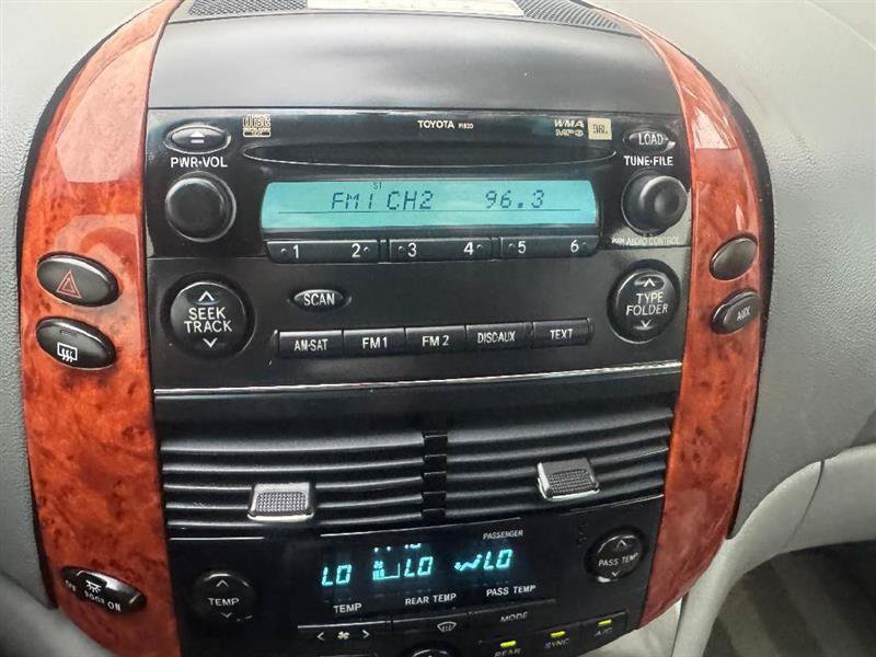 Used 2008 Toyota Sienna XLE FWD image 38