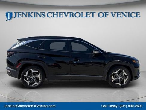 Used 2023 Hyundai Tucson Limited FWD image 3