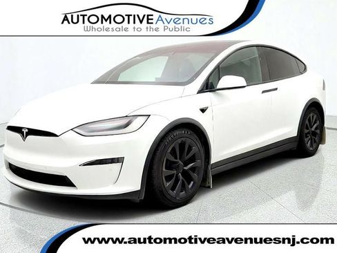 Used 2022 Tesla Model X AWD/4WD image 1