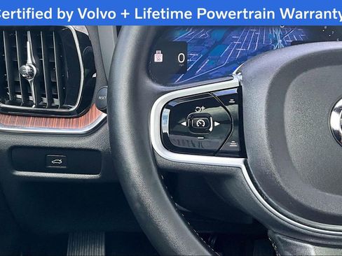 Used 2025 Volvo V60 B5 Cross Country Plus image 26