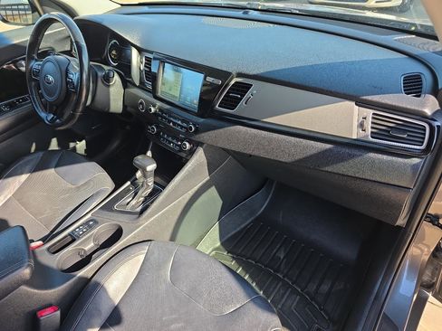 Used 2018 Kia Niro EX w/ EX Premium Package FWD image 21