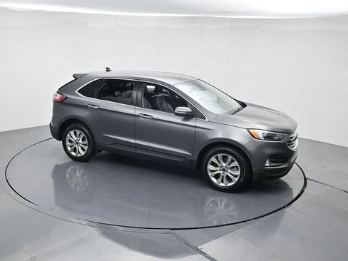 Used 2022 Ford Edge Titanium AWD/4WD image 39