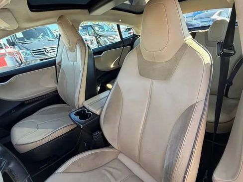 Used 2013 Tesla Model S Performance image 7