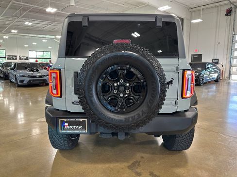 Used 2023 Ford Bronco Wildtrak AWD/4WD image 7