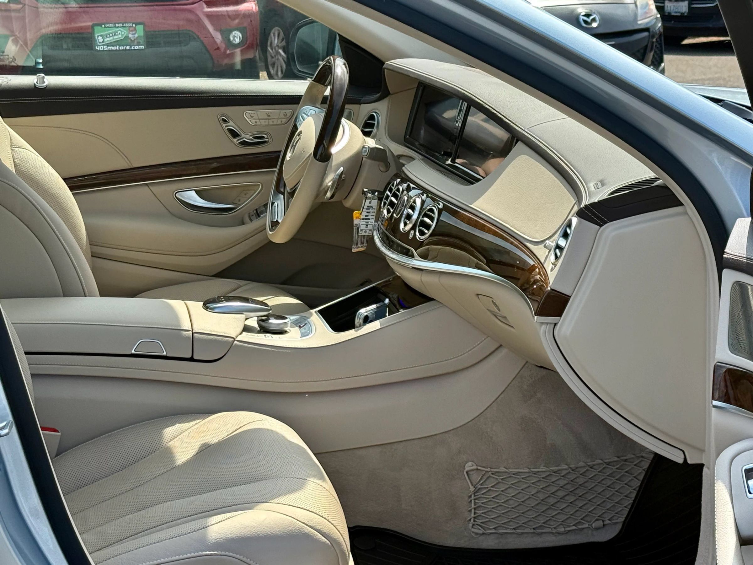 Used 2015 Mercedes-Benz S 550 4MATIC Sedan image 34