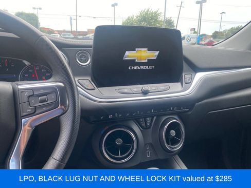 Used 2023 Chevrolet Blazer LT w/ Convenience Package FWD image 7