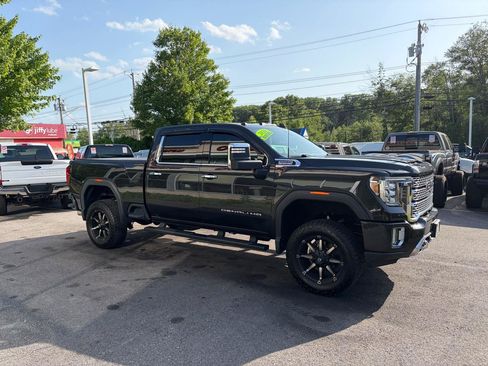 Used 2020 GMC Sierra 2500 Denali w/ Denali Ultimate Package AWD/4WD image 5
